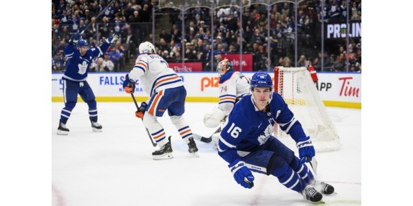 Mitch Marner tror att Vegas Golden Knights har en bättre chans att vinna mästerskapet